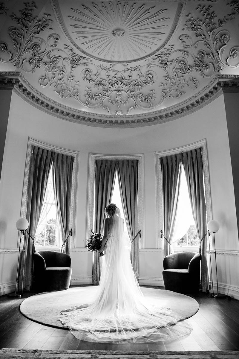 bride in bridal suite at old palace hotel